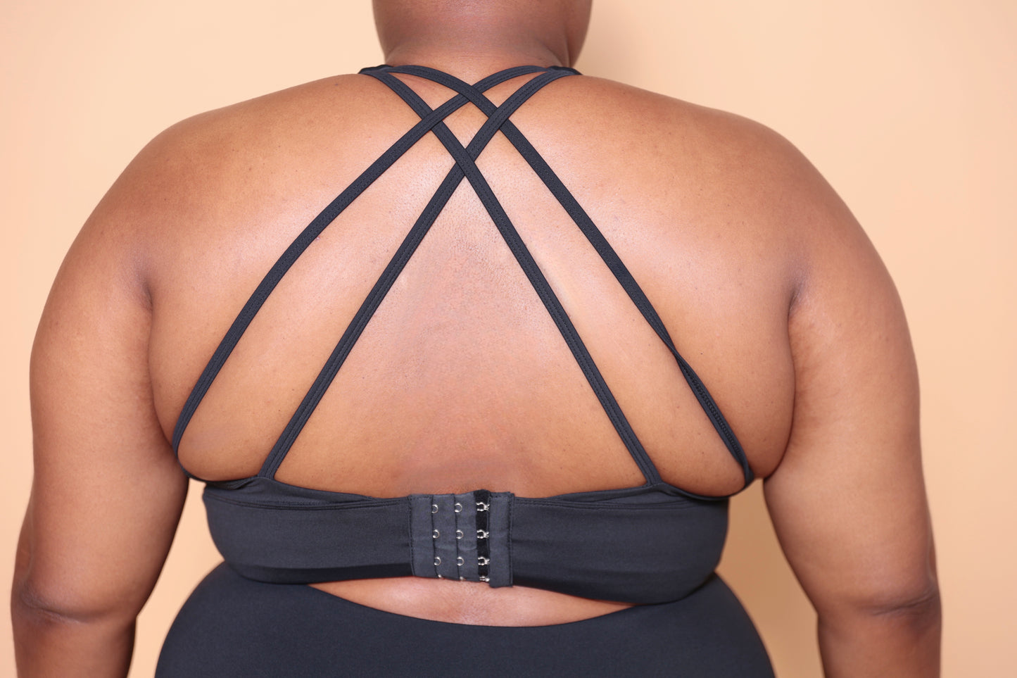 Essential Solids - Bras with hook closure